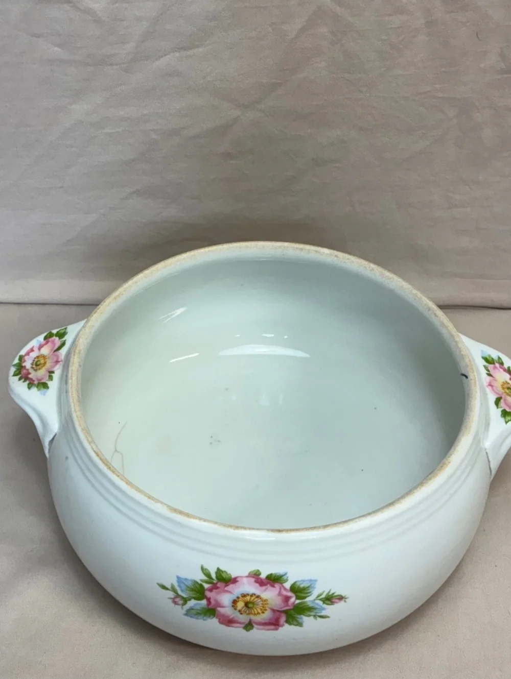 Hall's Rose White Ceramic casserole dish Floral Design